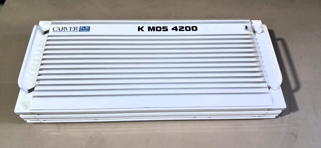 Carver K-MOS 4200 Vintage multi-channel car audio amplifier