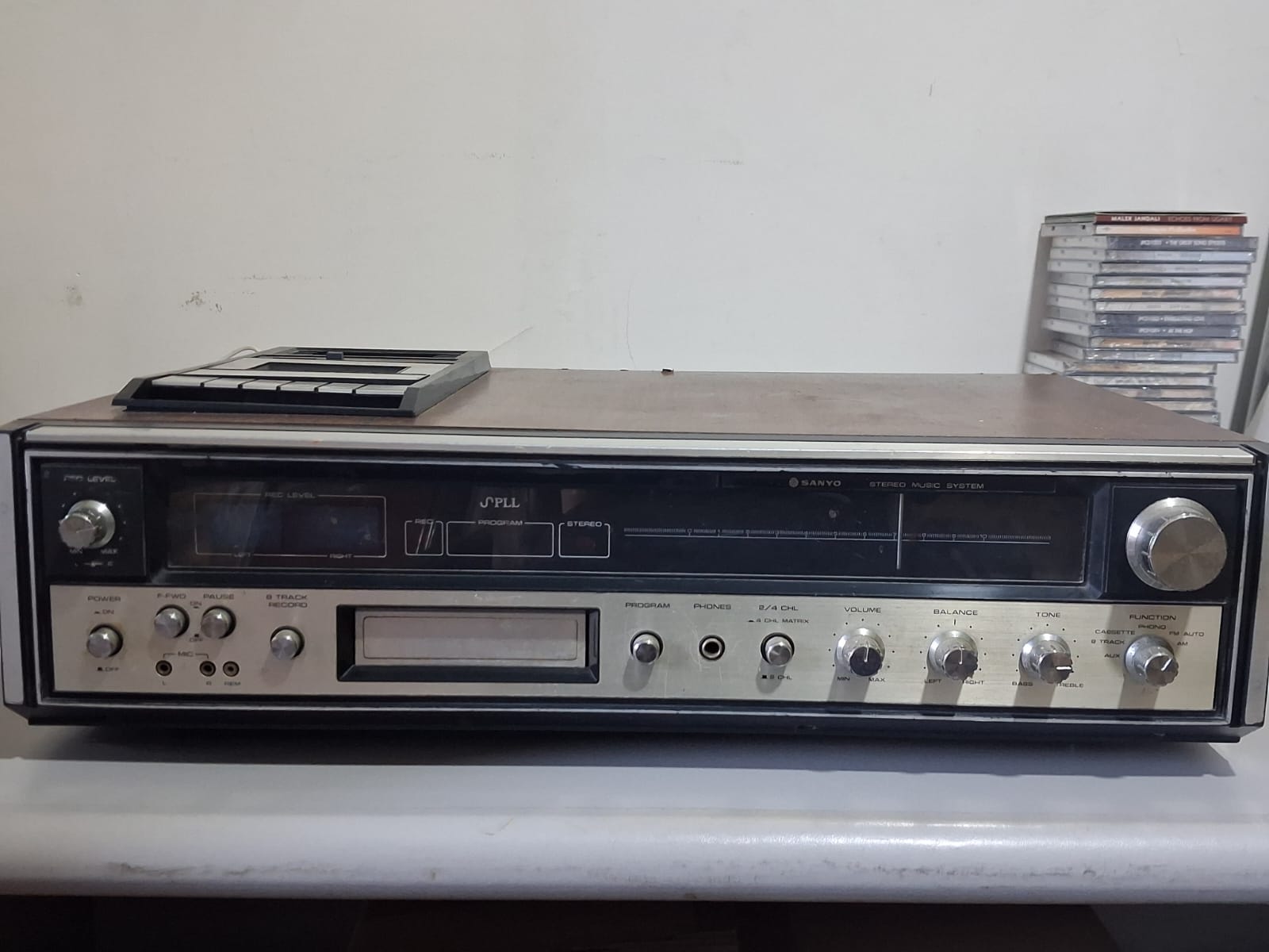 Sanyo DXL-5807K vintage 3-in-1 stereo music system