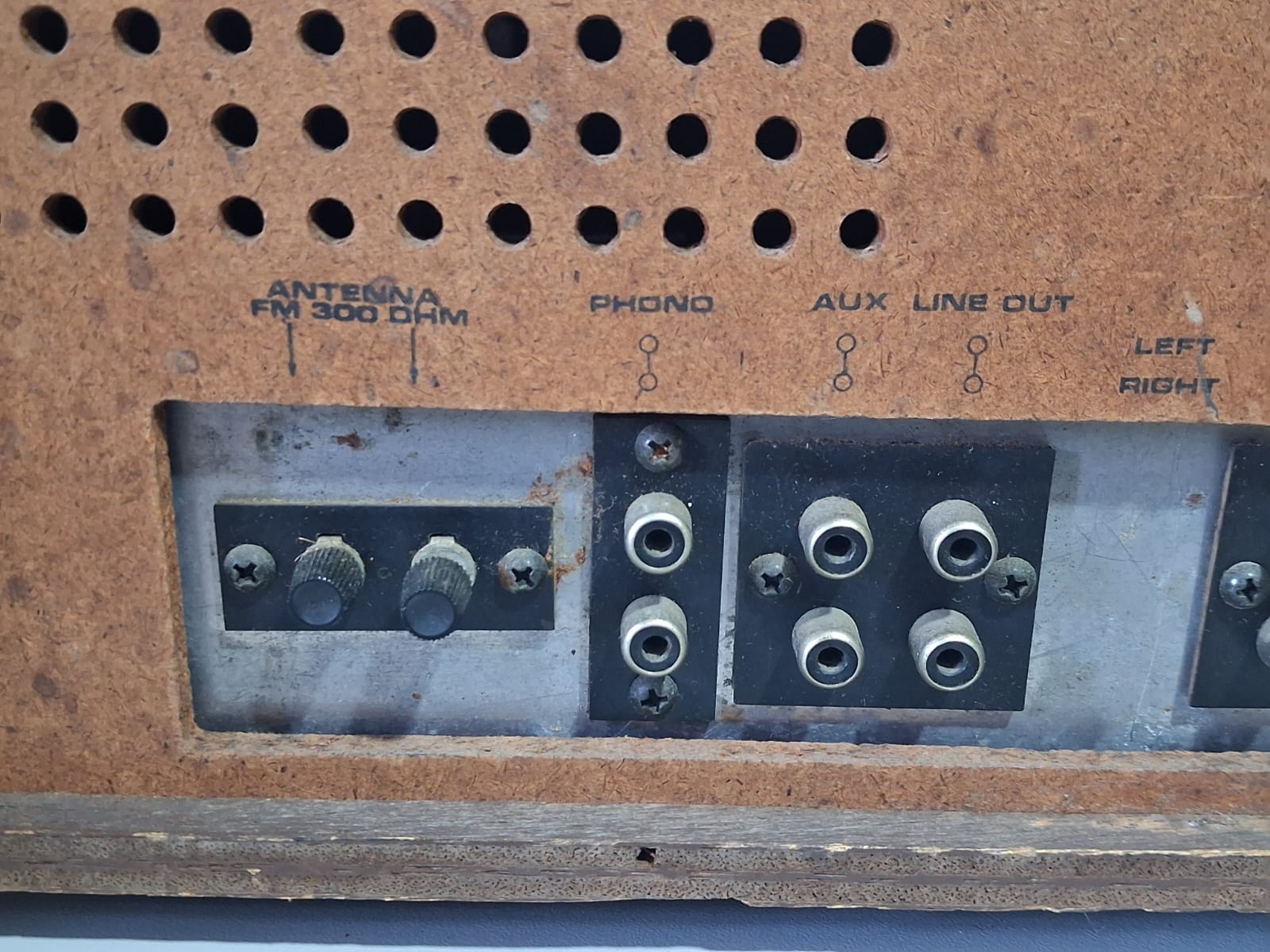 Sanyo DXL-5807K vintage 3-in-1 stereo music system - Image 12